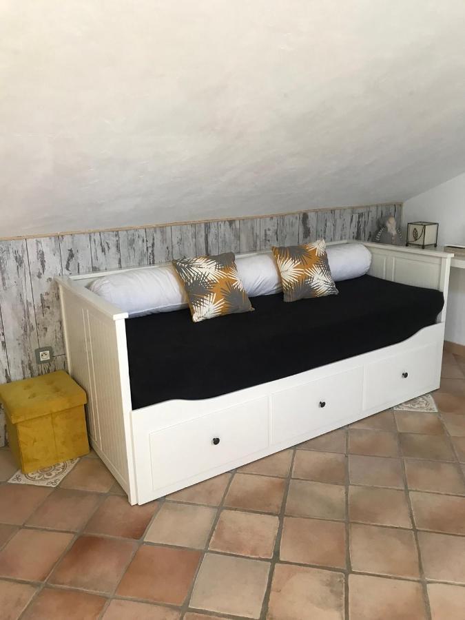 La Vignarelle Bed & Breakfast Callas Exterior photo