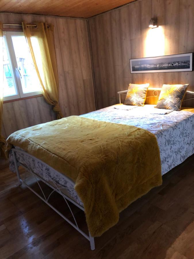 La Vignarelle Bed & Breakfast Callas Exterior photo