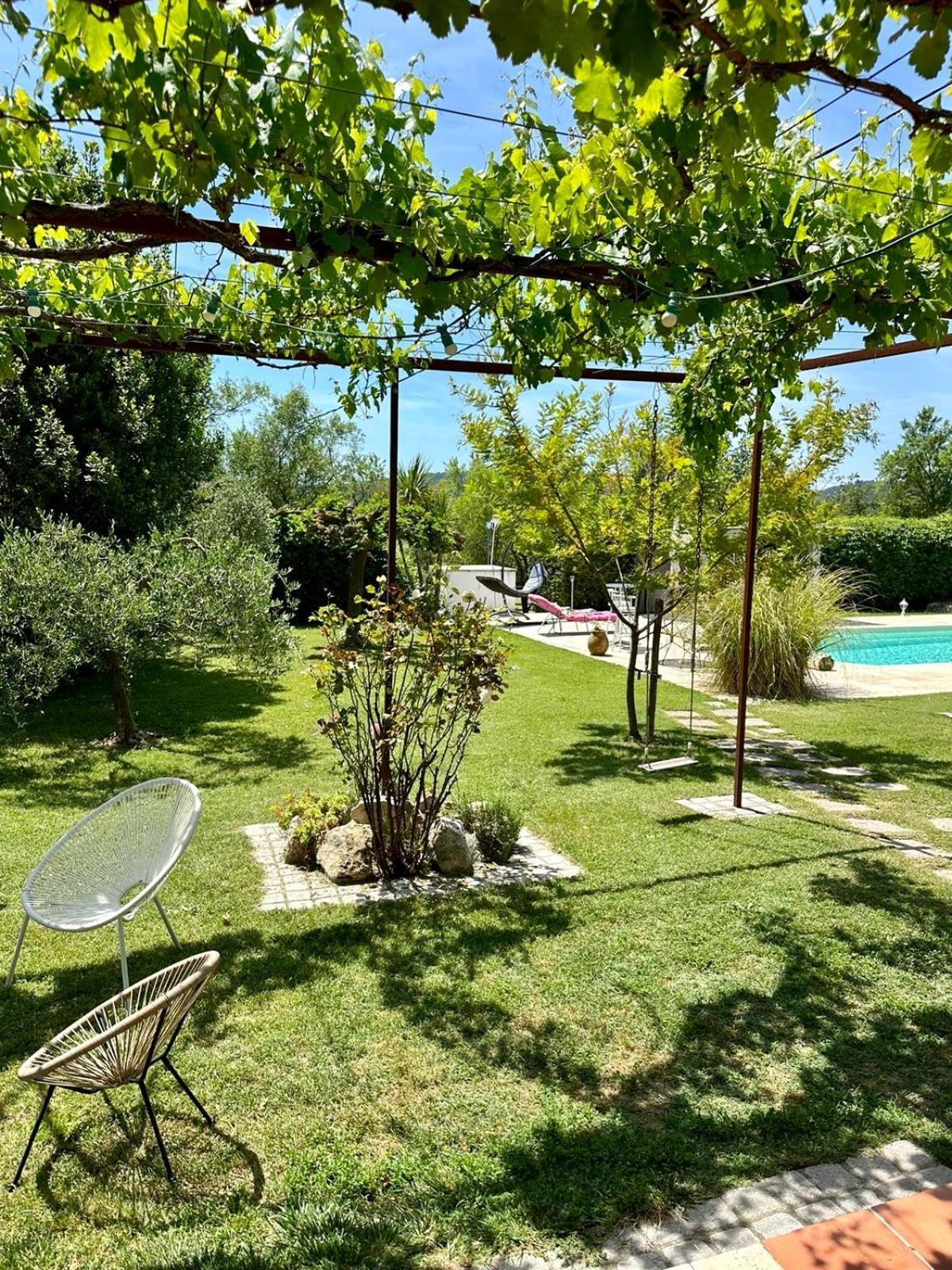 La Vignarelle Bed & Breakfast Callas Exterior photo